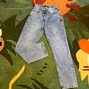 FASHION NOVA 💘 Crossover Button Jeans